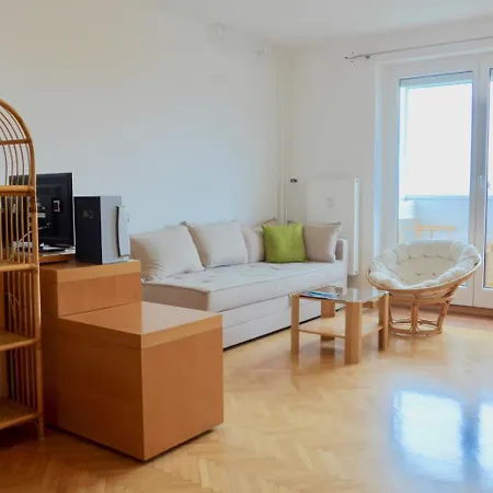 Charming Near City Center *